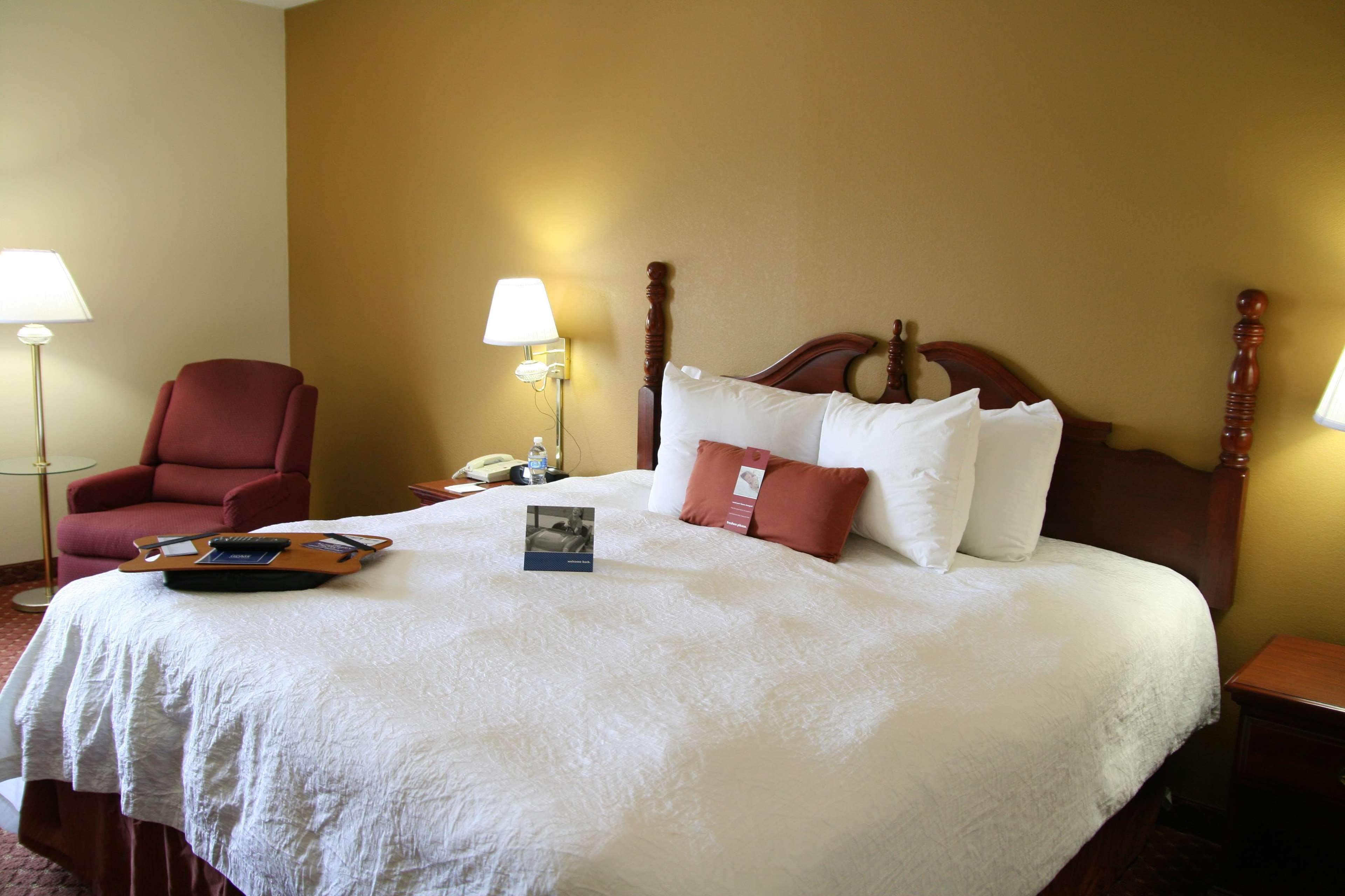 Hampton Inn Louisville/I-65/Brooks Road Værelse billede