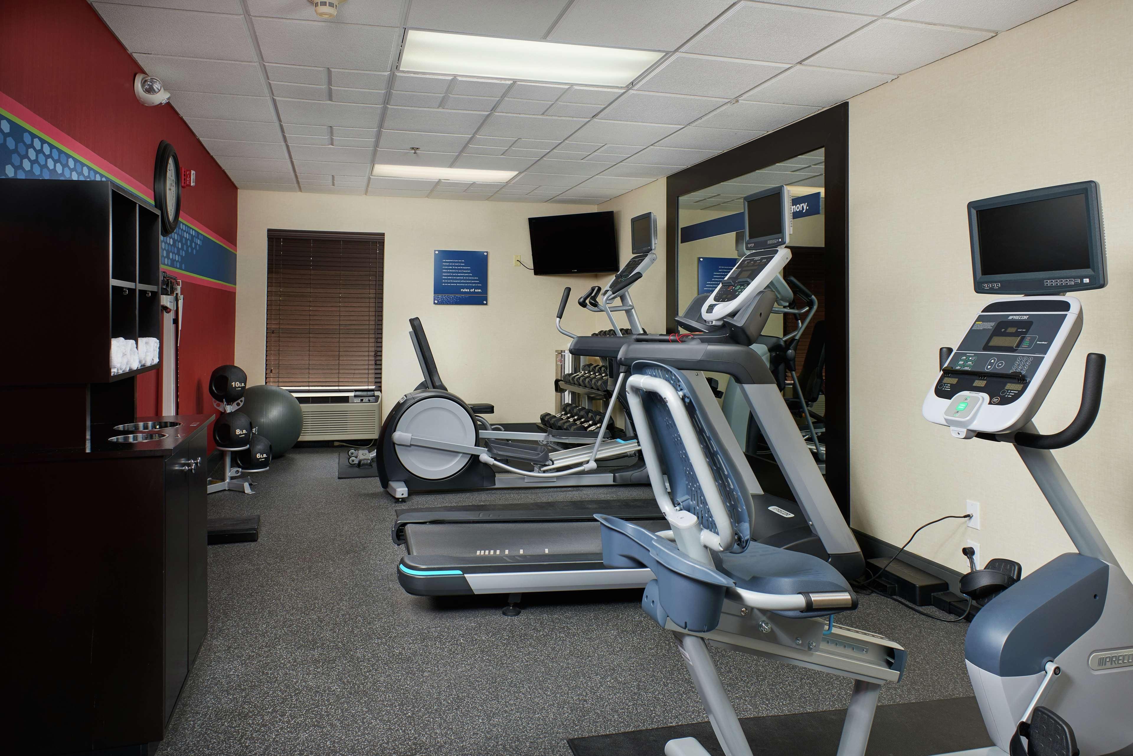 Hampton Inn Louisville/I-65/Brooks Road Eksteriør billede